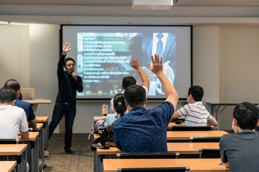 Presentasi Akademik